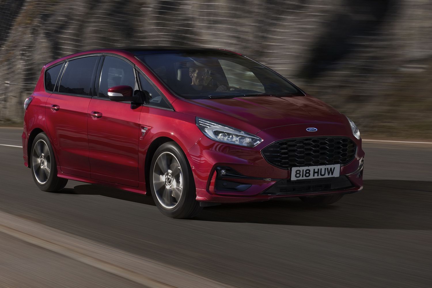 Car Reviews | Ford S-Max Hybrid (2021) | CompleteCar.ie