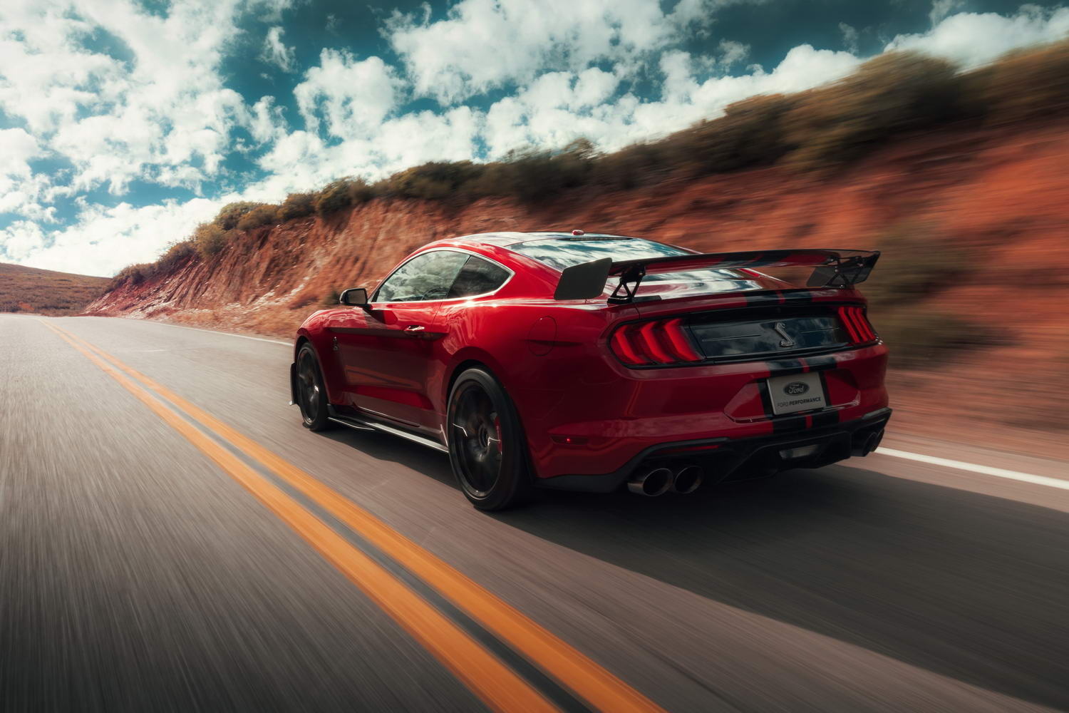 Car Reviews | Ford Shelby GT500 (2021) | CompleteCar.ie