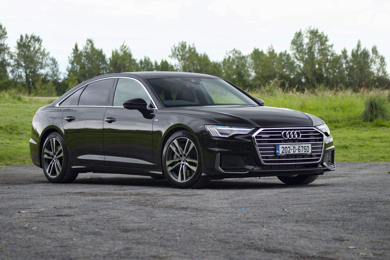 Car Reviews | Audi A6 50 TFSI e hybrid (2021) | CompleteCar.ie