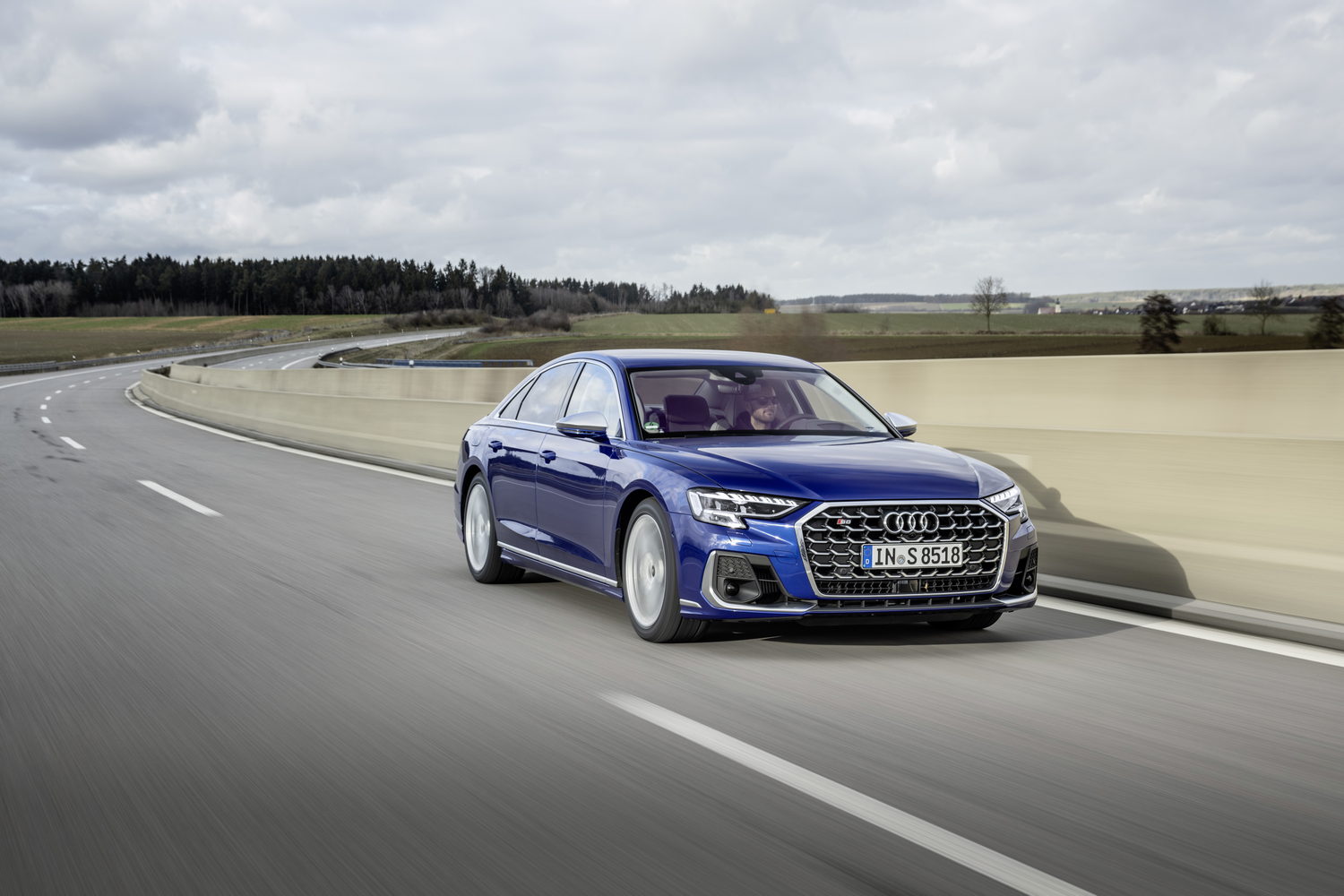 Car Reviews | Audi S8 (2022) | CompleteCar.ie