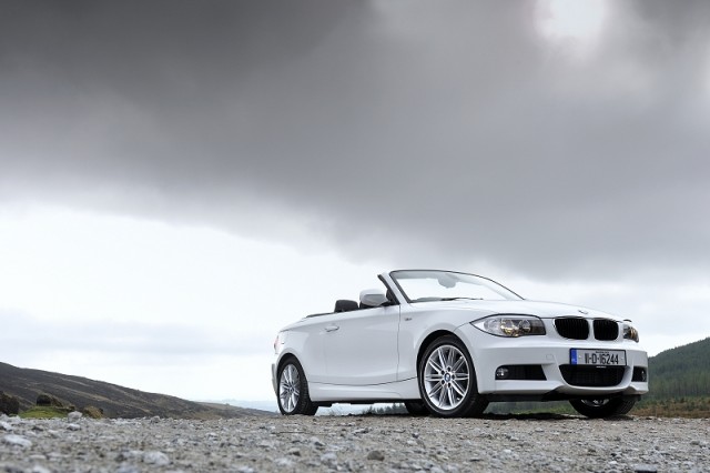 Car Reviews | BMW 1 Series Convertible | CompleteCar.ie