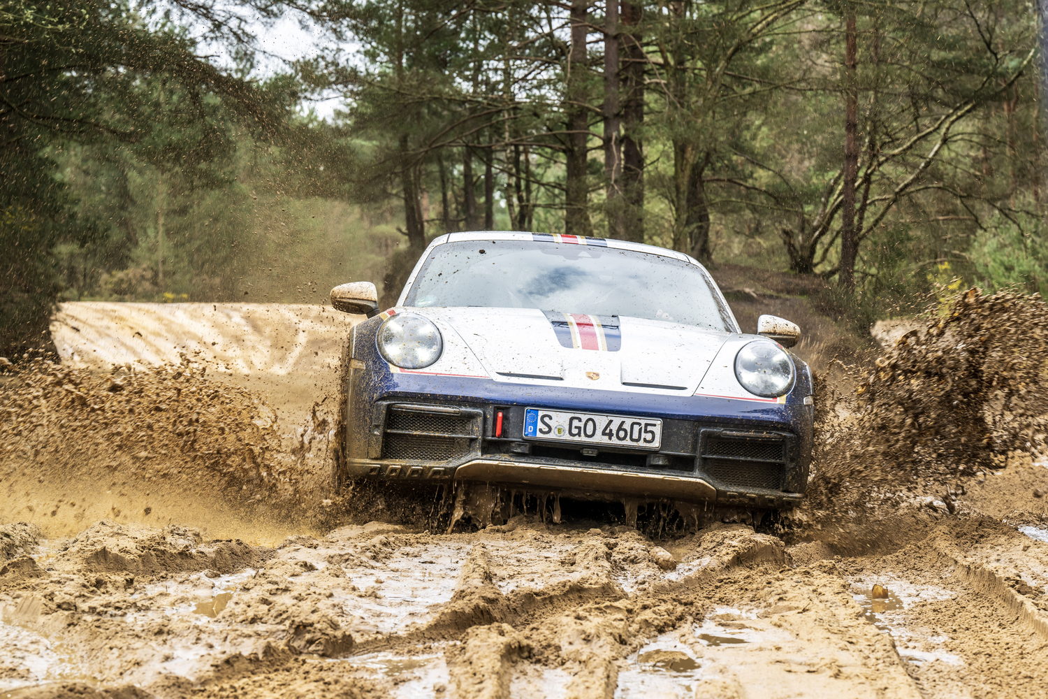 Car Reviews | Porsche 911 Dakar (2023) | CompleteCar.ie