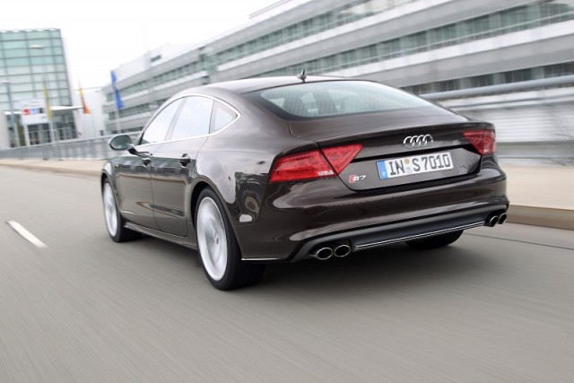 Car Reviews | Audi S7 Sportback | CompleteCar.ie