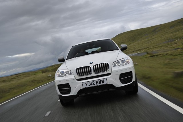 Car Reviews | BMW X6 M50d | CompleteCar.ie