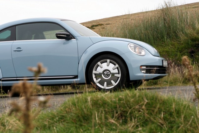Car Reviews | Volkswagen Beetle | CompleteCar.ie