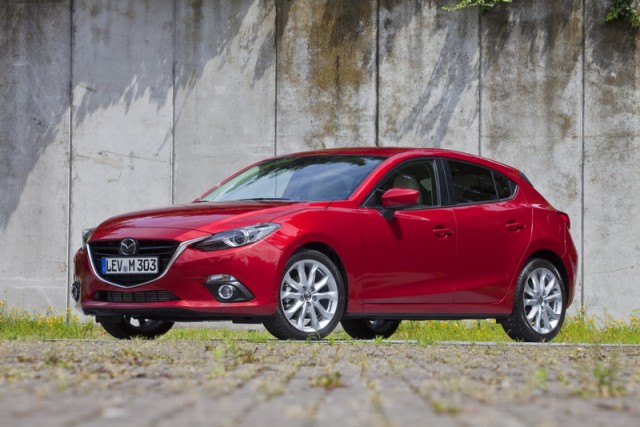 Car Reviews | Mazda 3 hatchback (pre-production) | CompleteCar.ie