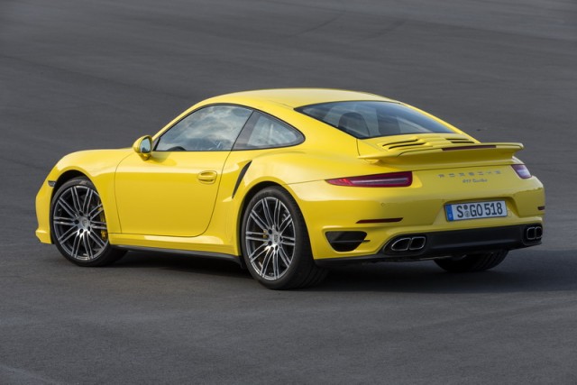 Car Reviews | Porsche 911 Turbo | CompleteCar.ie