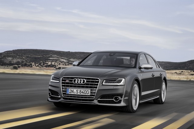 Car Reviews | Audi S8 saloon | CompleteCar.ie