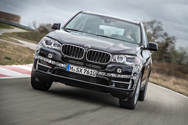 Car Reviews | BMW X5 eDrive (plug-in hybrid prototype) | CompleteCar.ie