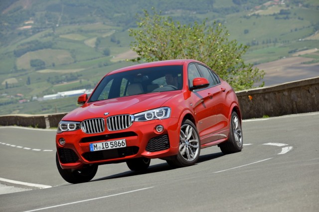 Car Reviews | BMW X4 | CompleteCar.ie