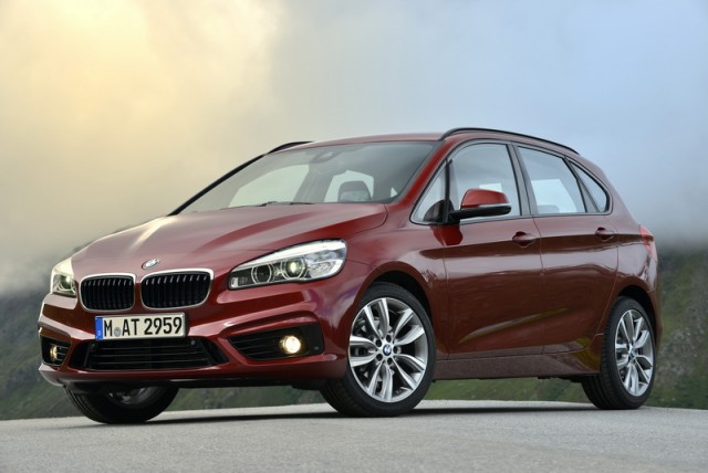 Car Reviews | BMW 2 Series Active Tourer | CompleteCar.ie