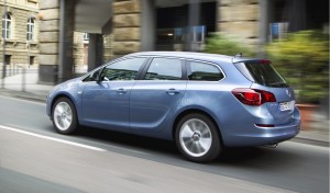 Car Reviews | Opel Astra Sports Tourer | CompleteCar.ie
