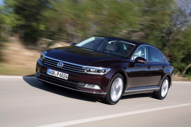 Car Reviews | Volkswagen Passat | CompleteCar.ie