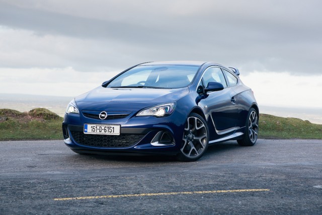 Car Reviews | Opel Astra OPC | CompleteCar.ie