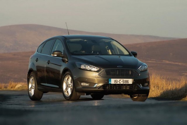 Car Reviews | Ford Focus 1.0 EcoBoost petrol | CompleteCar.ie