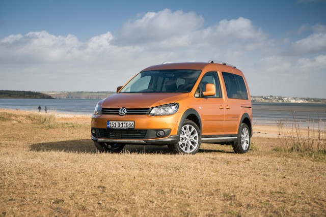 Car Reviews | Volkswagen Cross Caddy | CompleteCar.ie