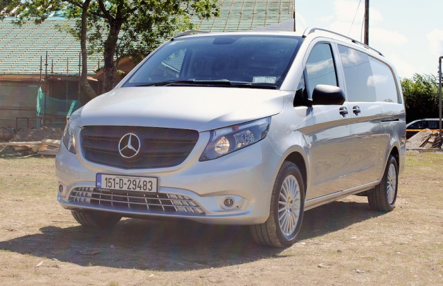 Car Reviews | Mercedes-Benz Vito Mixto | CompleteCar.ie