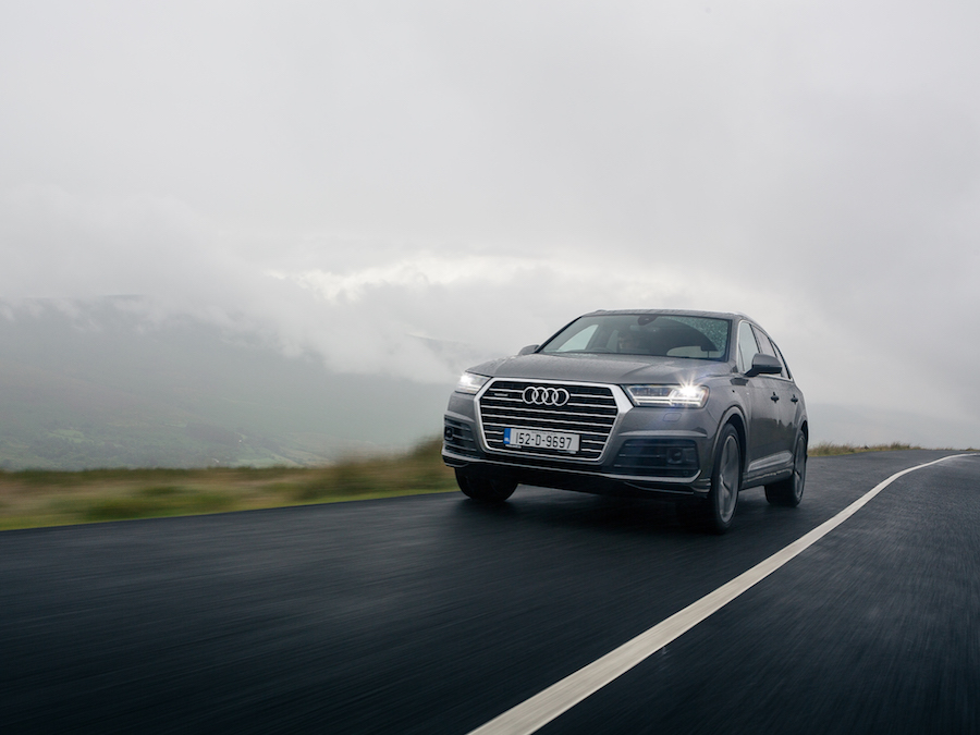 Car Reviews | Audi Q7 | CompleteCar.ie