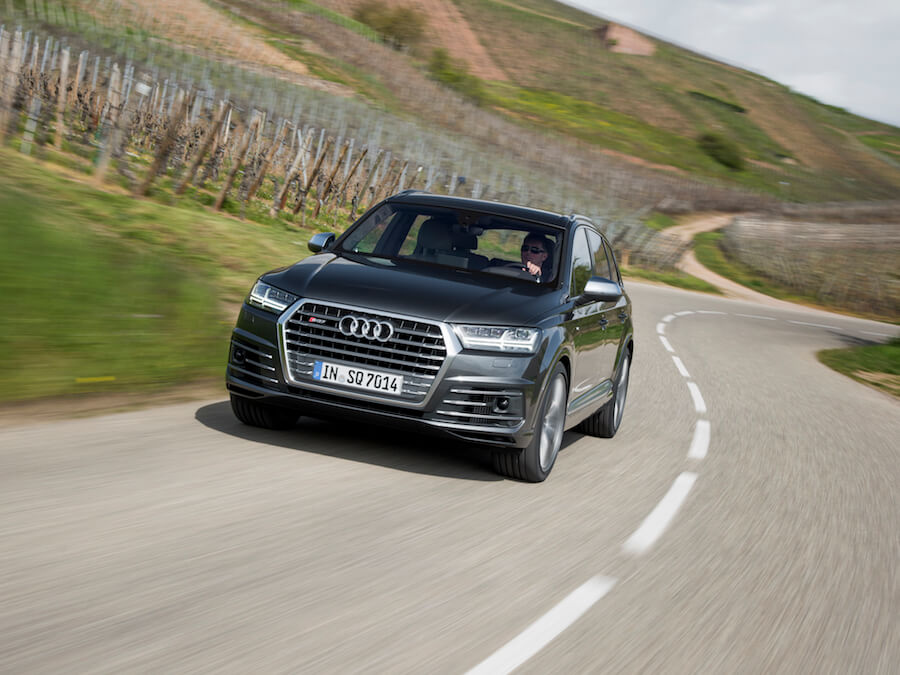 Car Reviews | Audi SQ7 TDI | CompleteCar.ie