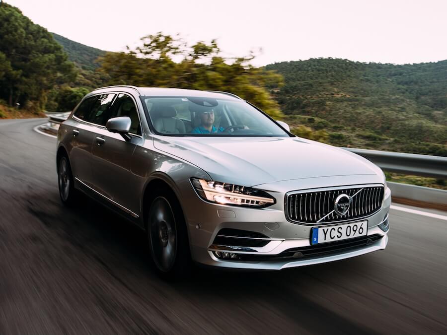 Car Reviews | Volvo V90 | CompleteCar.ie