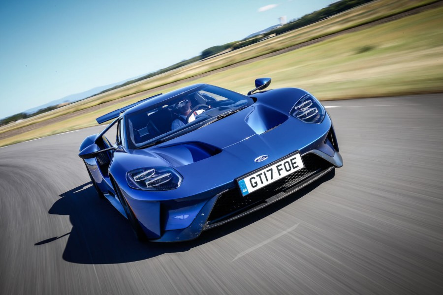 Car Reviews | Ford GT | CompleteCar.ie