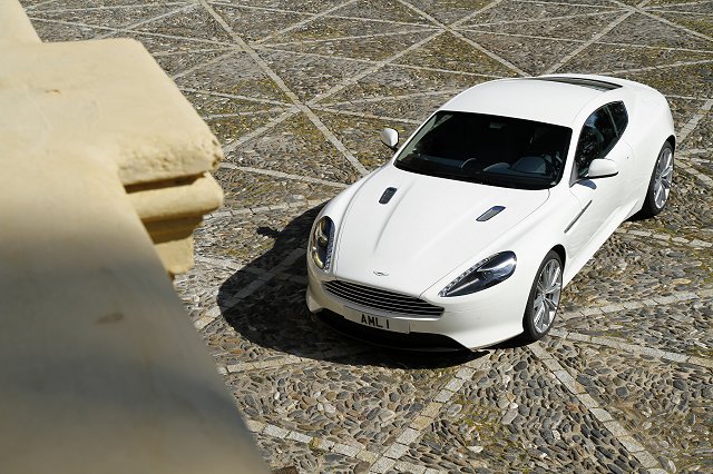 Car Reviews | Aston Martin Virage | CompleteCar.ie