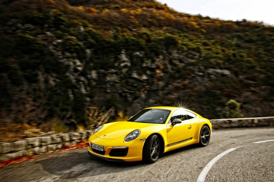 Car Reviews | Porsche 911 Carrera T | CompleteCar.ie
