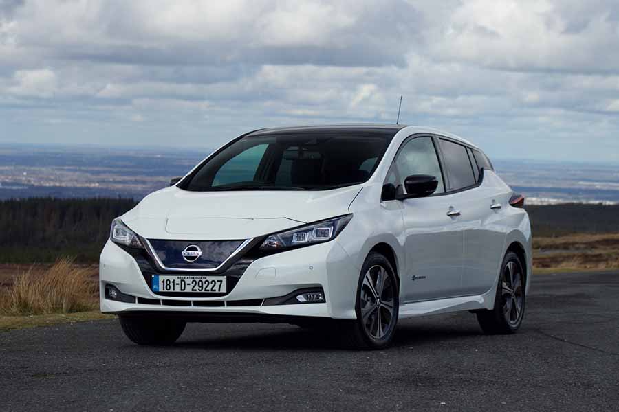 Car Reviews | Nissan Leaf 40kWh | CompleteCar.ie