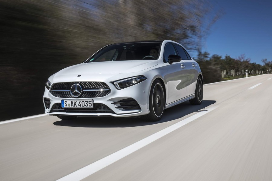 Car Reviews | Mercedes-Benz A 200 petrol | CompleteCar.ie