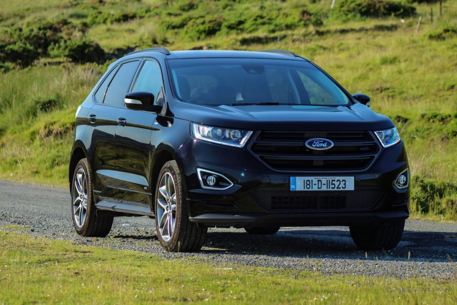 Car Reviews | Ford Edge ST-Line | CompleteCar.ie