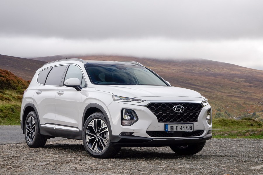 Car Reviews | Hyundai Santa Fe 2.2 diesel | CompleteCar.ie