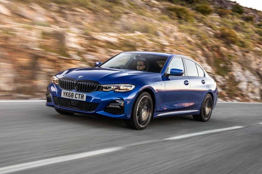 Car Reviews | BMW 320d xDrive (2019) | CompleteCar.ie