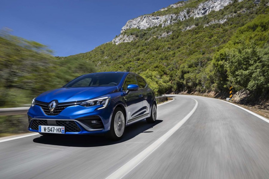 Car Reviews | Renault Clio RS-Line TCe 130 (2020) | CompleteCar.ie