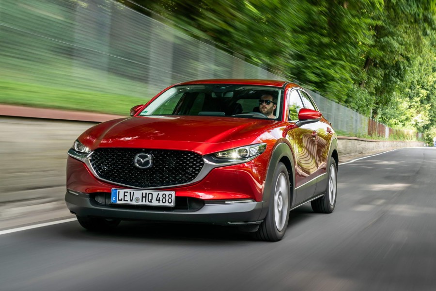 Car Reviews | Mazda CX-30 (2020 pre-production) | CompleteCar.ie