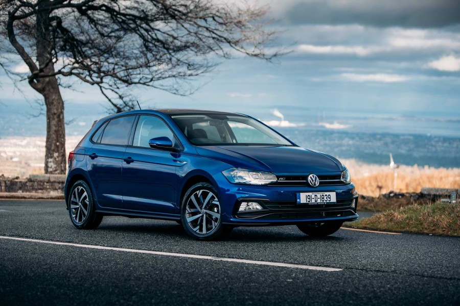 Car Reviews | Volkswagen Polo TSI R-Line (2019) | CompleteCar.ie