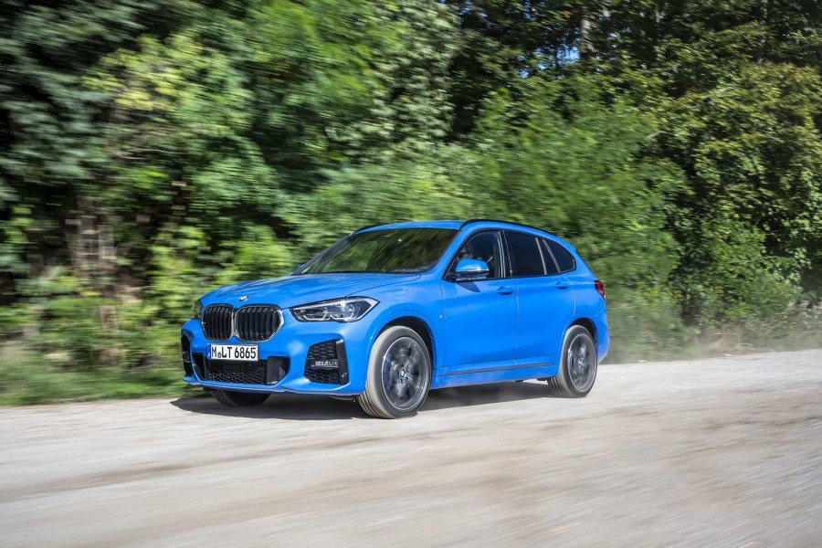Car Reviews | BMW X1 xDrive25i petrol (2020) | CompleteCar.ie