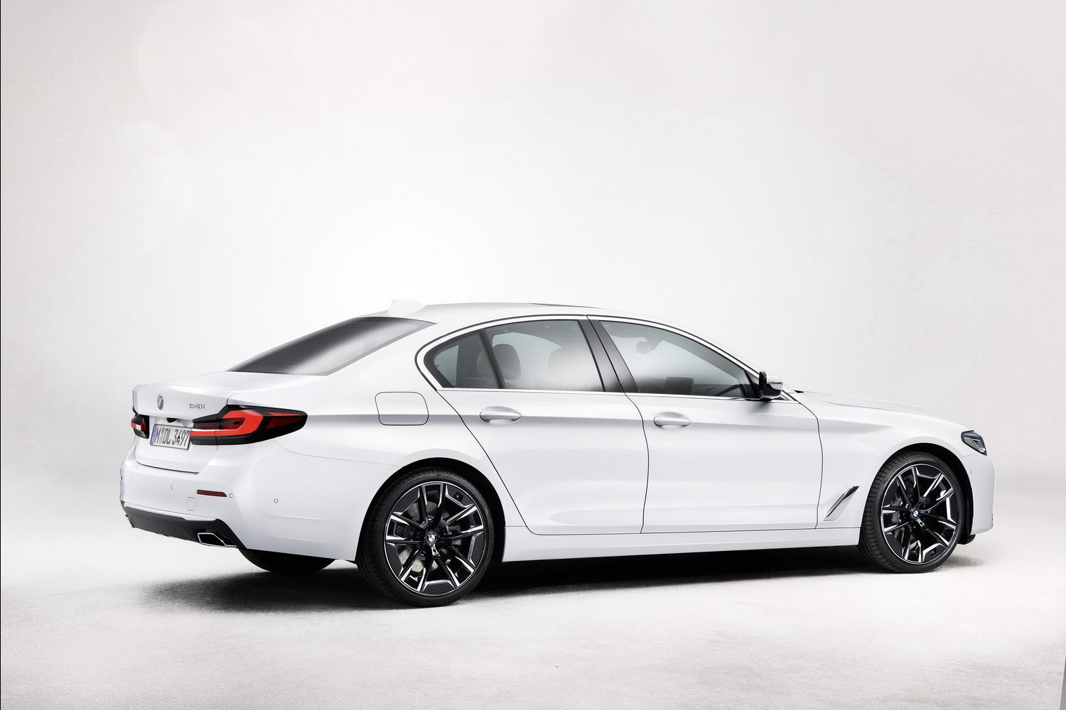 2020 BMW 5 Series Sedan (G30 LCI, facelift 2020) 540i (333 Hp) Mild Hybrid  xDrive Steptronic