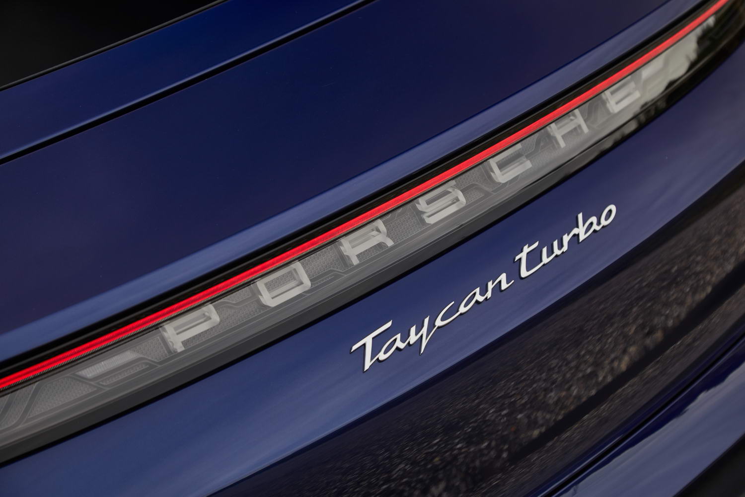 Porsche Taycan Turbo (2020)