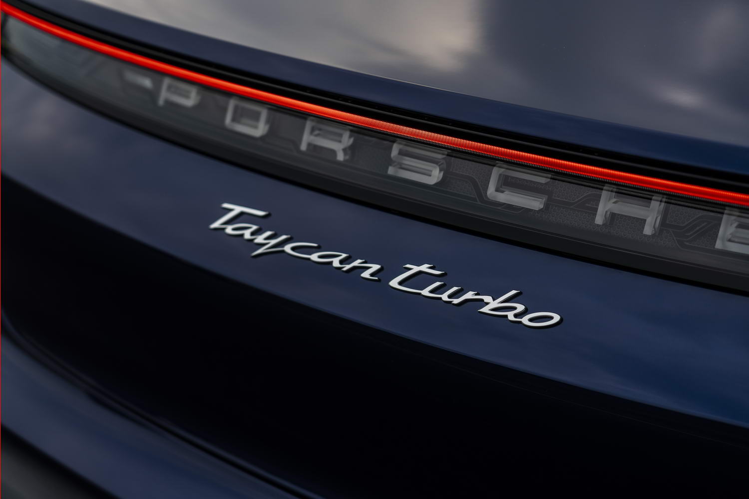 Porsche Taycan Turbo (2020)