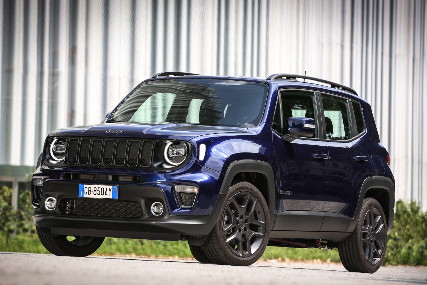 Renegade 4xe is the first plug-in hybrid Jeep
