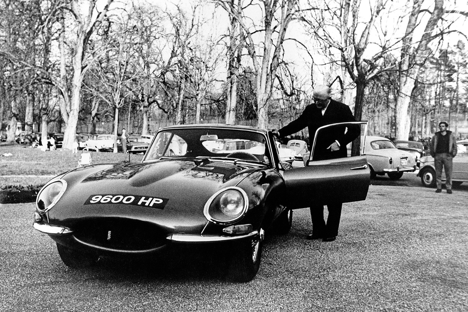 Jaguar to recreate iconic E-Type duo for 60 Collection