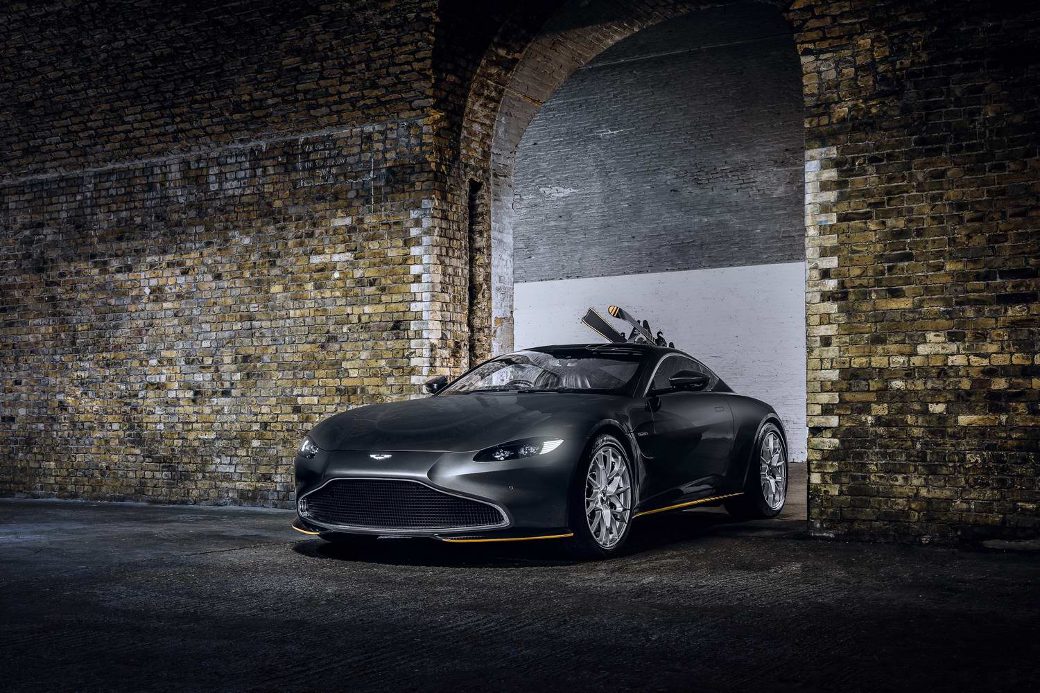 Aston Martin unveils 007 Editions