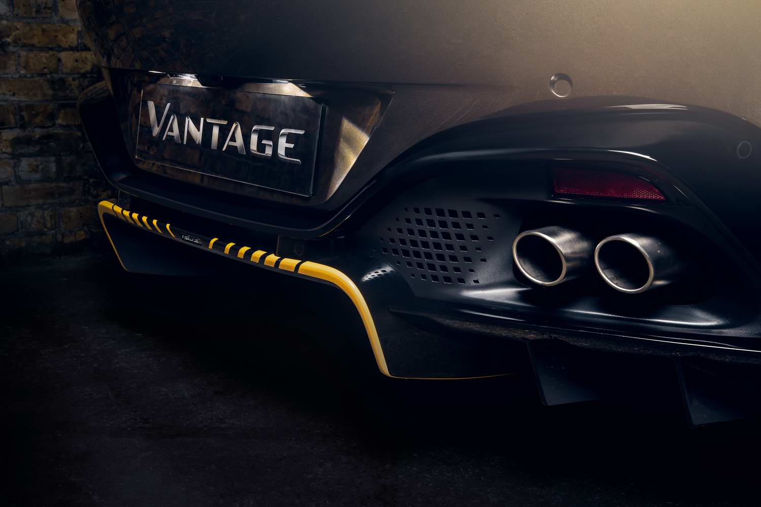 Aston Martin unveils 007 Editions