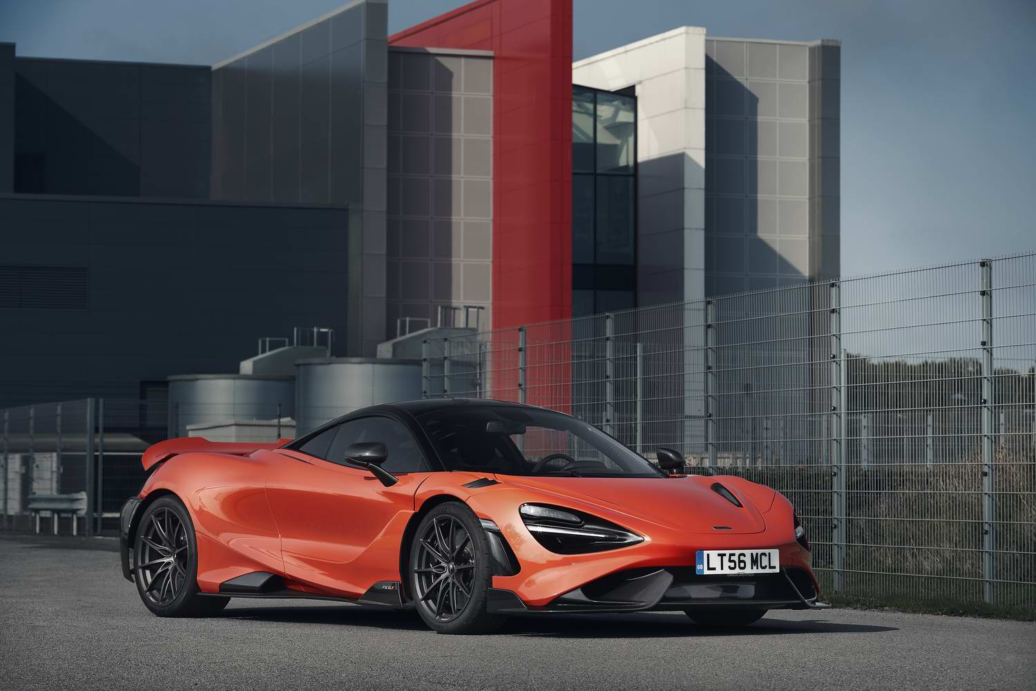 McLaren 765LT (2021)