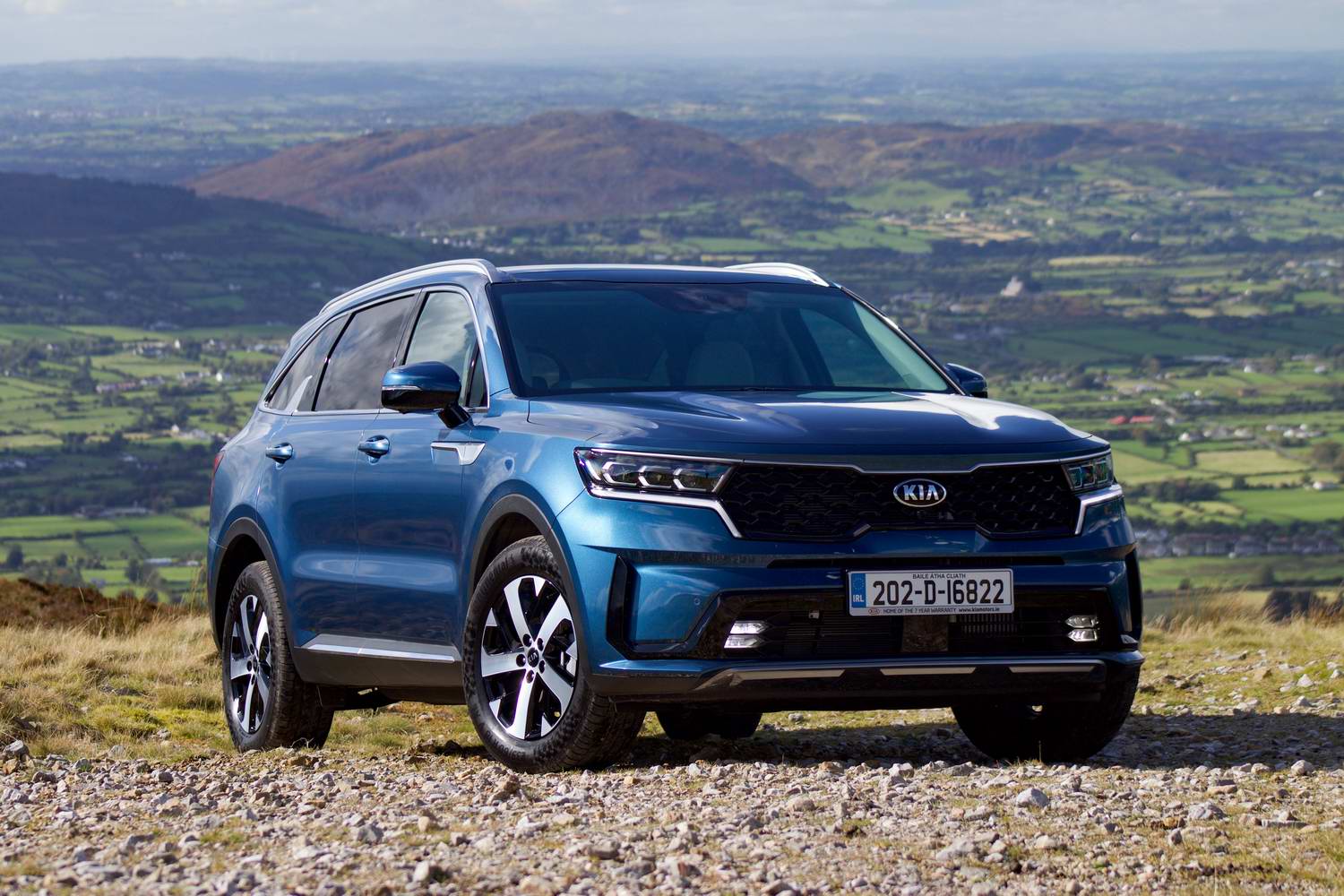 Kia Sorento 22 Diesel 2020 Reviews Test Drives Complete Car