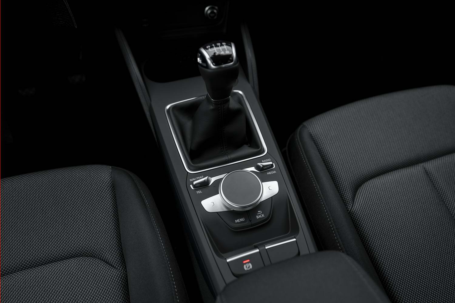 Audi Q2 30 TFSI (2021)