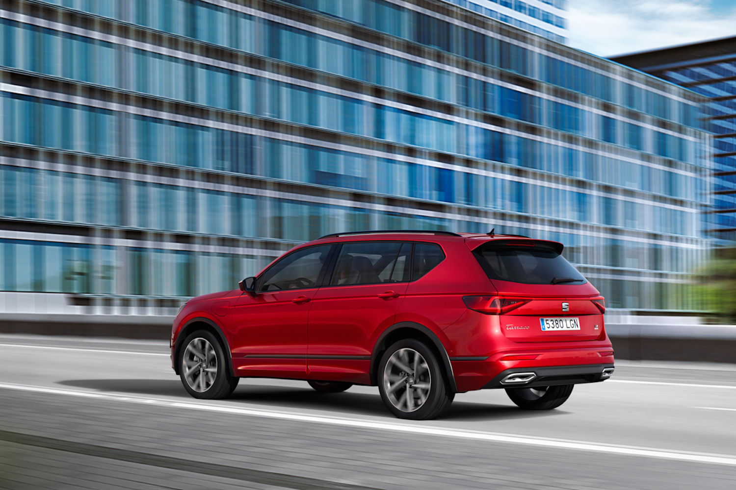 SEAT starts building Tarraco e-Hybrid plug-in