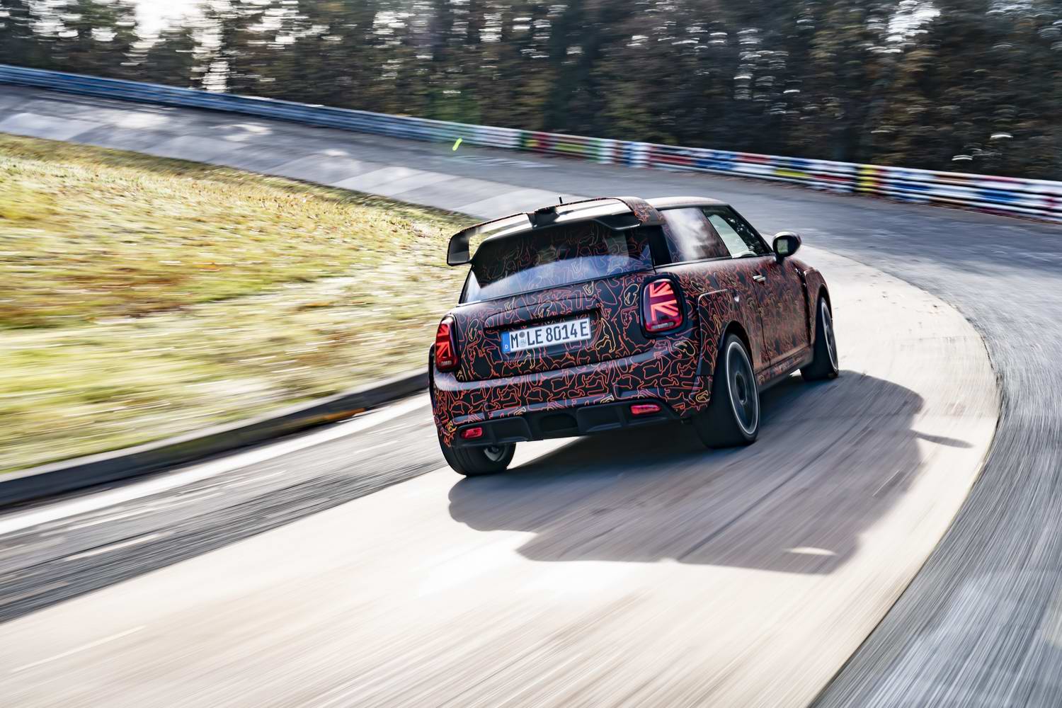 Electric MINI hot hatch incoming - car and motoring news by CompleteCar.ie