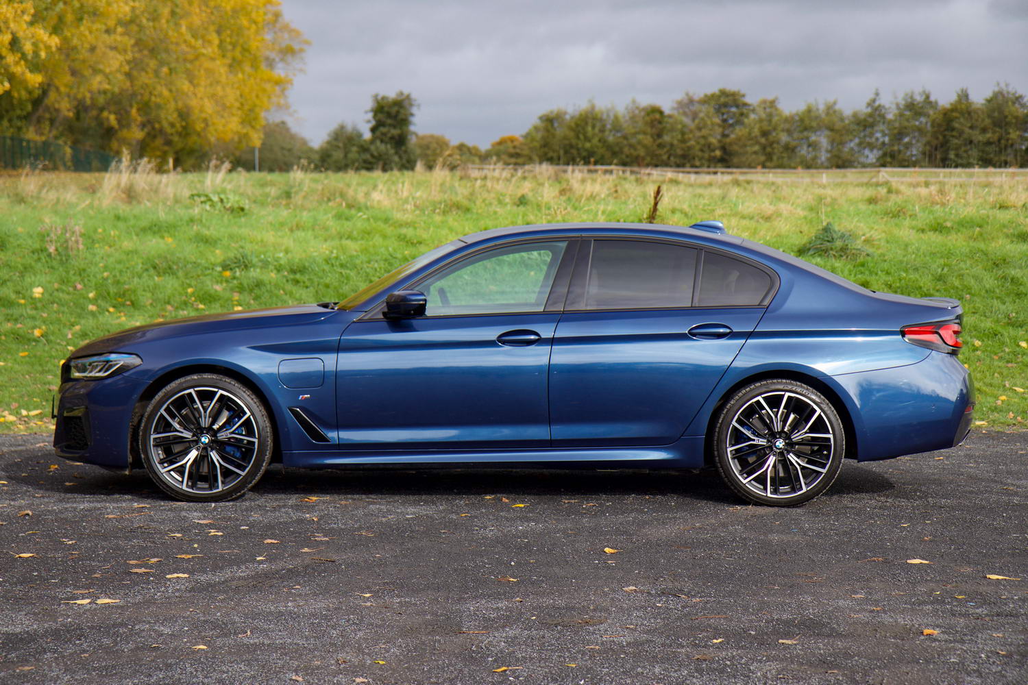 BMW 530e plug-in hybrid (2020) | Reviews | Complete Car