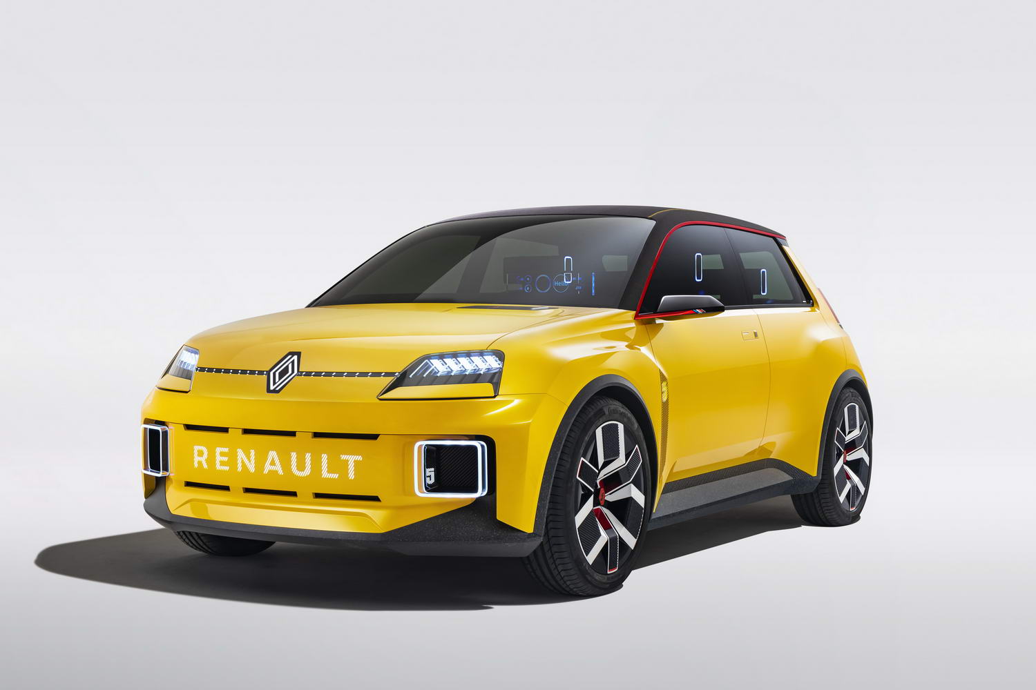 Renault stuns with new electric 5
